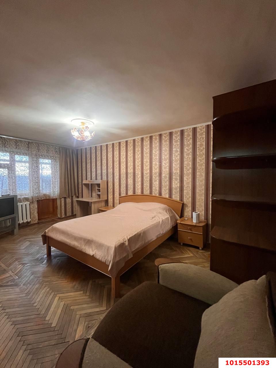 Фото №1: 1-комнатная квартира 32 м² - Краснодар, Центральный внутригородской округ, мкр. Завод Измерительных Приборов, ул. Колхозная, 63