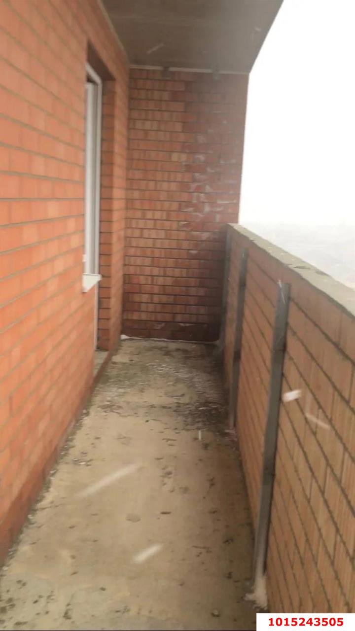 Фото №3: 3-комнатная квартира 82 м² - Российский, Прикубанский внутригородской округ, ул. имени В.М. Комарова, 21Б