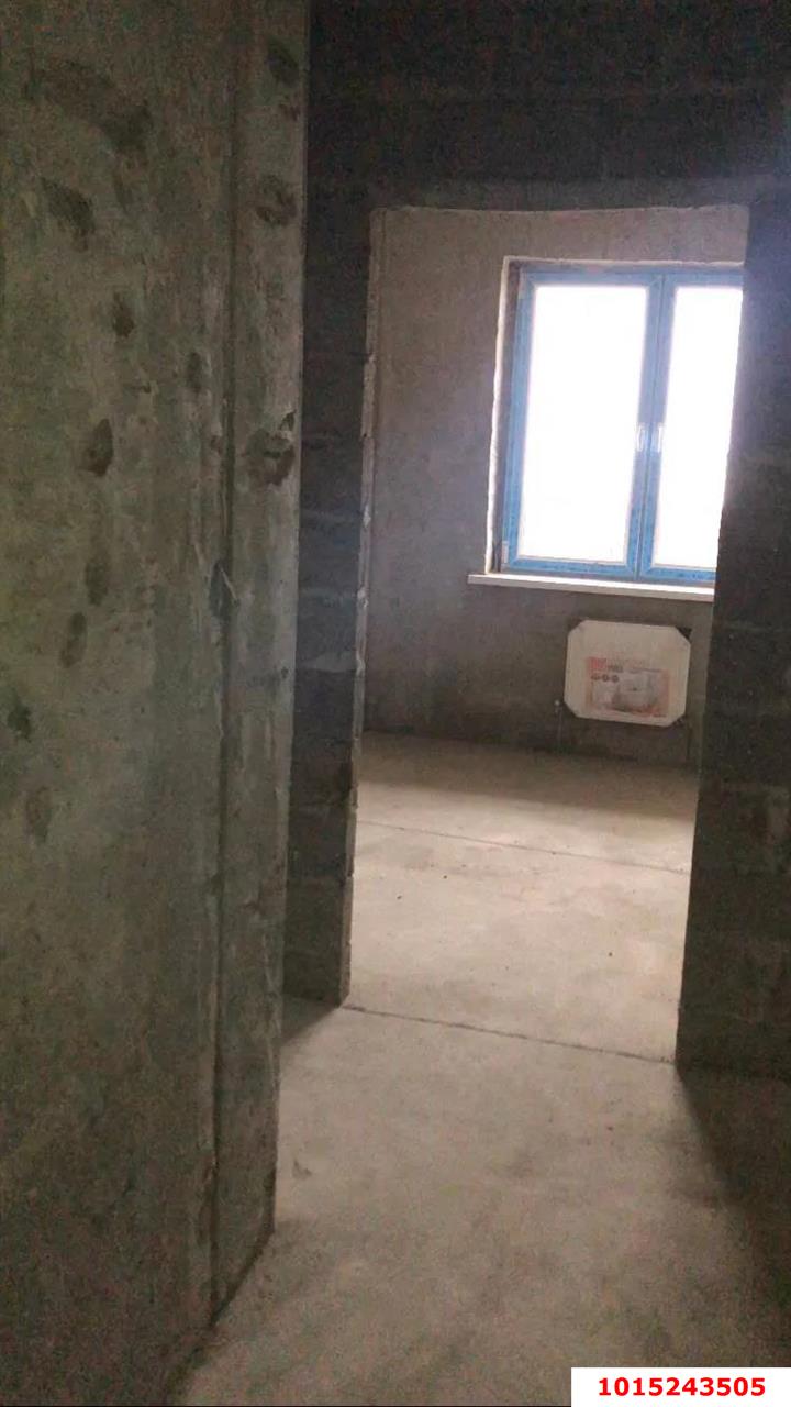 Фото №4: 3-комнатная квартира 82 м² - Российский, Прикубанский внутригородской округ, ул. имени В.М. Комарова, 21Б