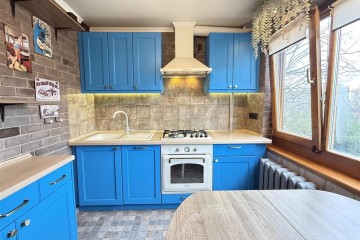 Фото №1: 2-комнатная квартира 43 м² - Краснодар, мкр. Черёмушки, ул. Селезнёва, 146