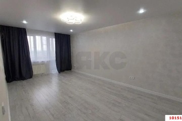 Фото №1: 1-комнатная квартира 33 м² - Краснодар, мкр. Юбилейный, ул. 70-летия Октября, 4