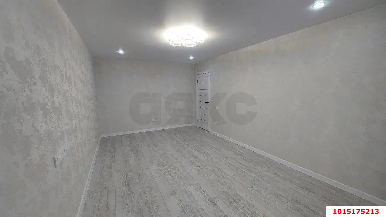 Фото №3: 1-комнатная квартира 33 м² - Краснодар, Юбилейный, ул. 70-летия Октября, 4