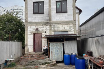 Фото №1: Дом 214 м² - Краснодар, мкр. Краевая Клиническая Больница, ул. 2-я Российская, 3/1