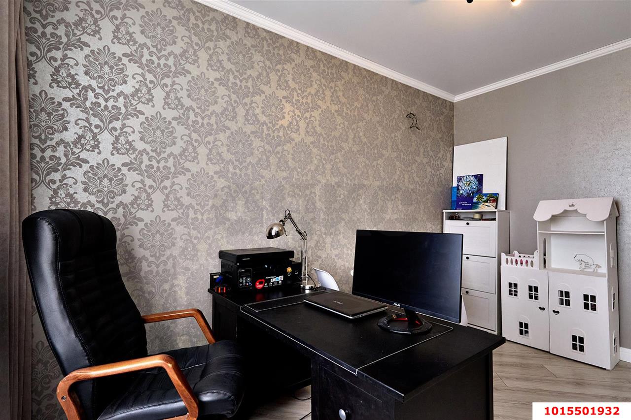 Фото №10: Дом 180 м² + 4.25 сот. - Краснодар, Прикубанский внутригородской округ, Калинино, мкр. Завод Радиоизмерительных Приборов, ул. 1 Мая, 477