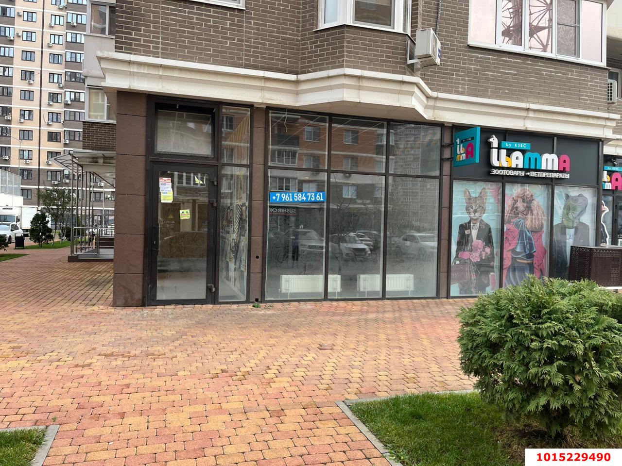 Фото №3: Торговое помещение 86 м² - Краснодар, жилой комплекс Альпы, ул. Командорская, 6к1