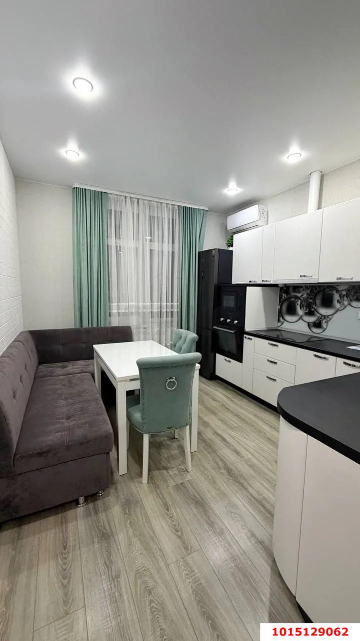 Фото №1: 1-комнатная квартира 45 м² - Краснодар, 1-й квартал, ул. Домбайская, 59