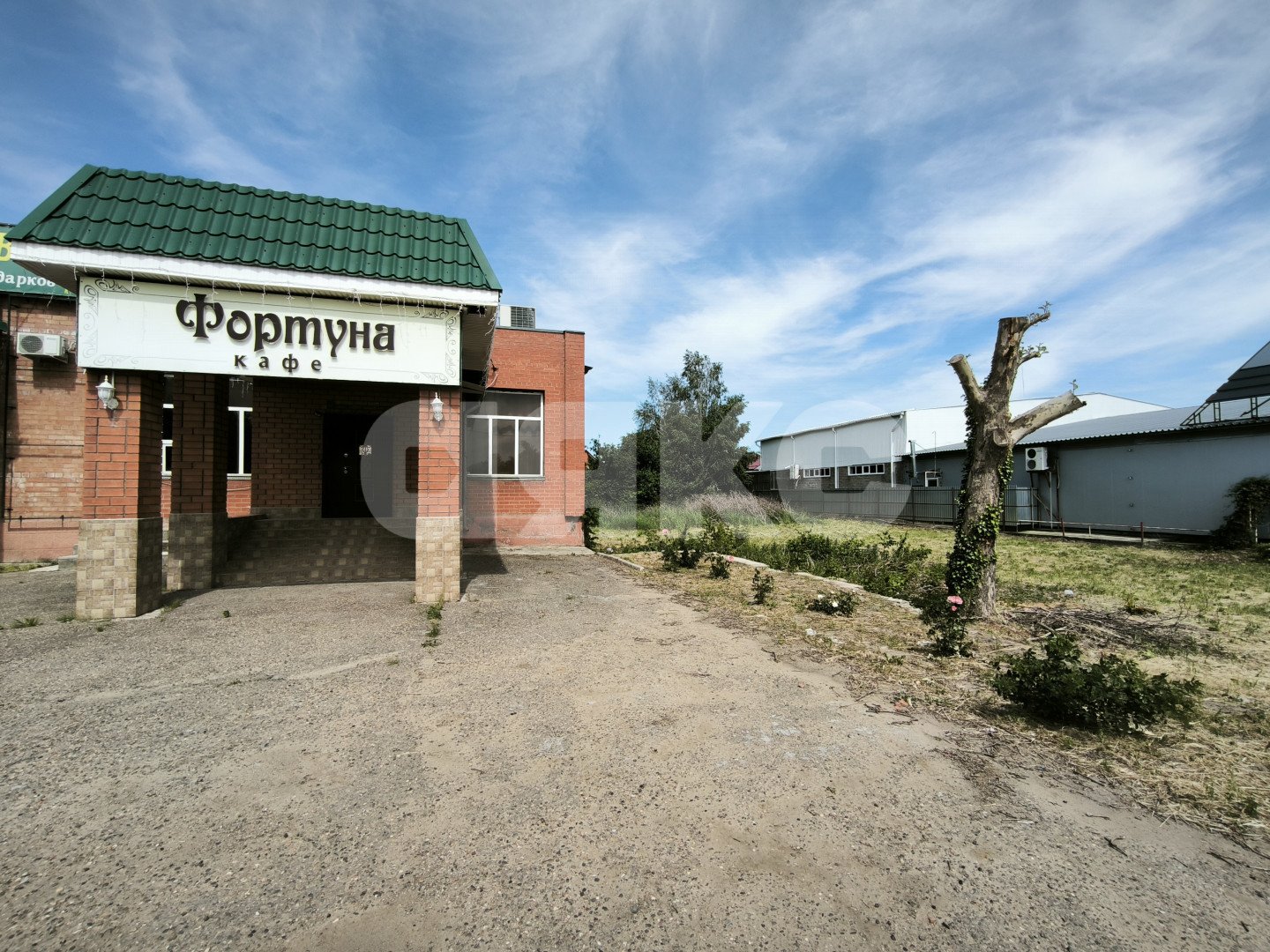 Фото №1: Коммерческая земля 8 сот. - Новокубанск, ул. Обороны, 35