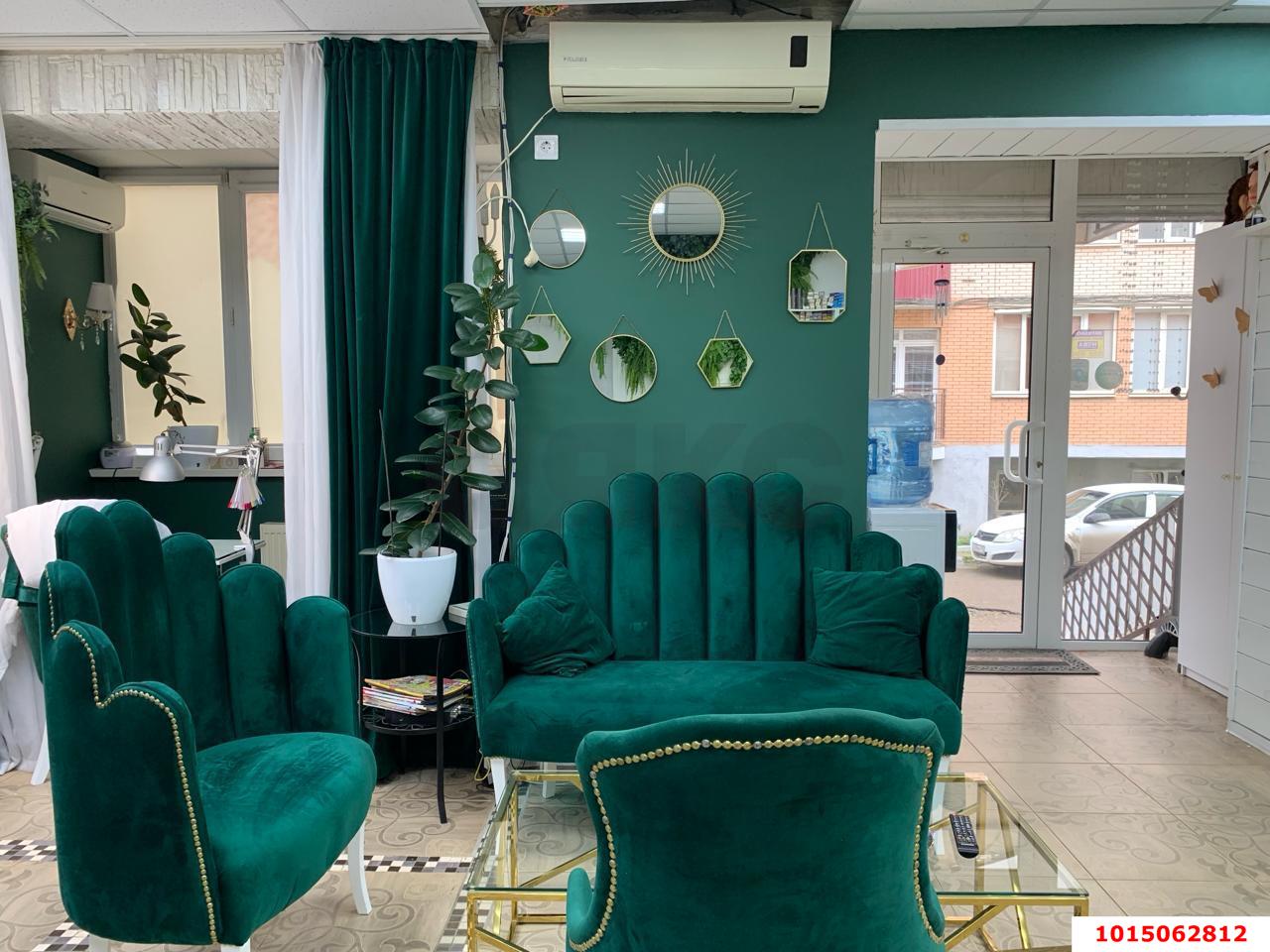 Фото №1: Торговое помещение 46 м² - Краснодар, Музыкальный, ул. Суздальская, 23