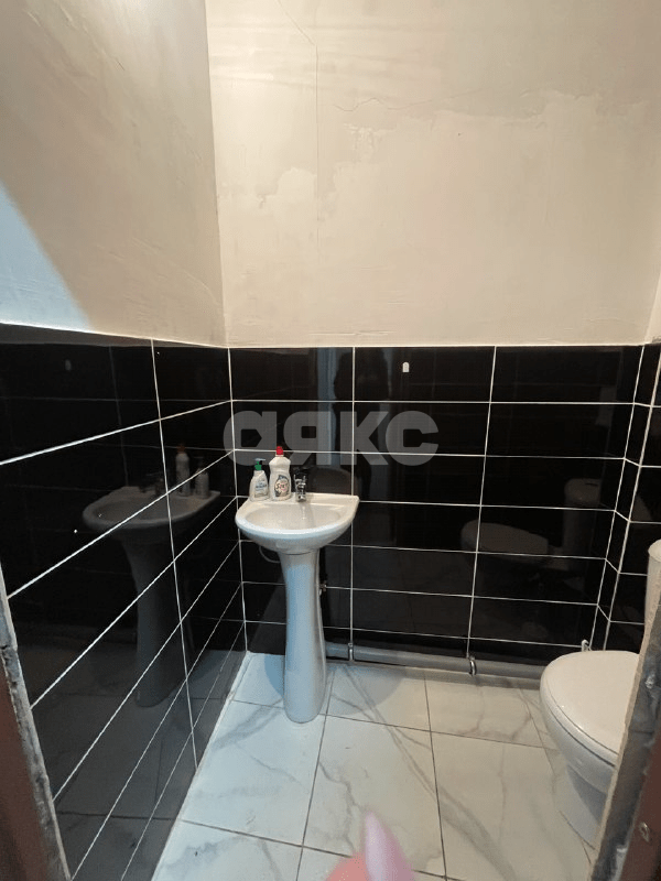 Фото №8: Коммерция 104 м² - Майкоп, квартал Черёмушки, ул. Пионерская, 530