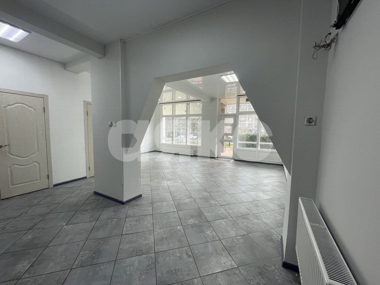 Фото №4: Коммерция 104 м² - Майкоп, квартал Черёмушки, ул. Пионерская, 530