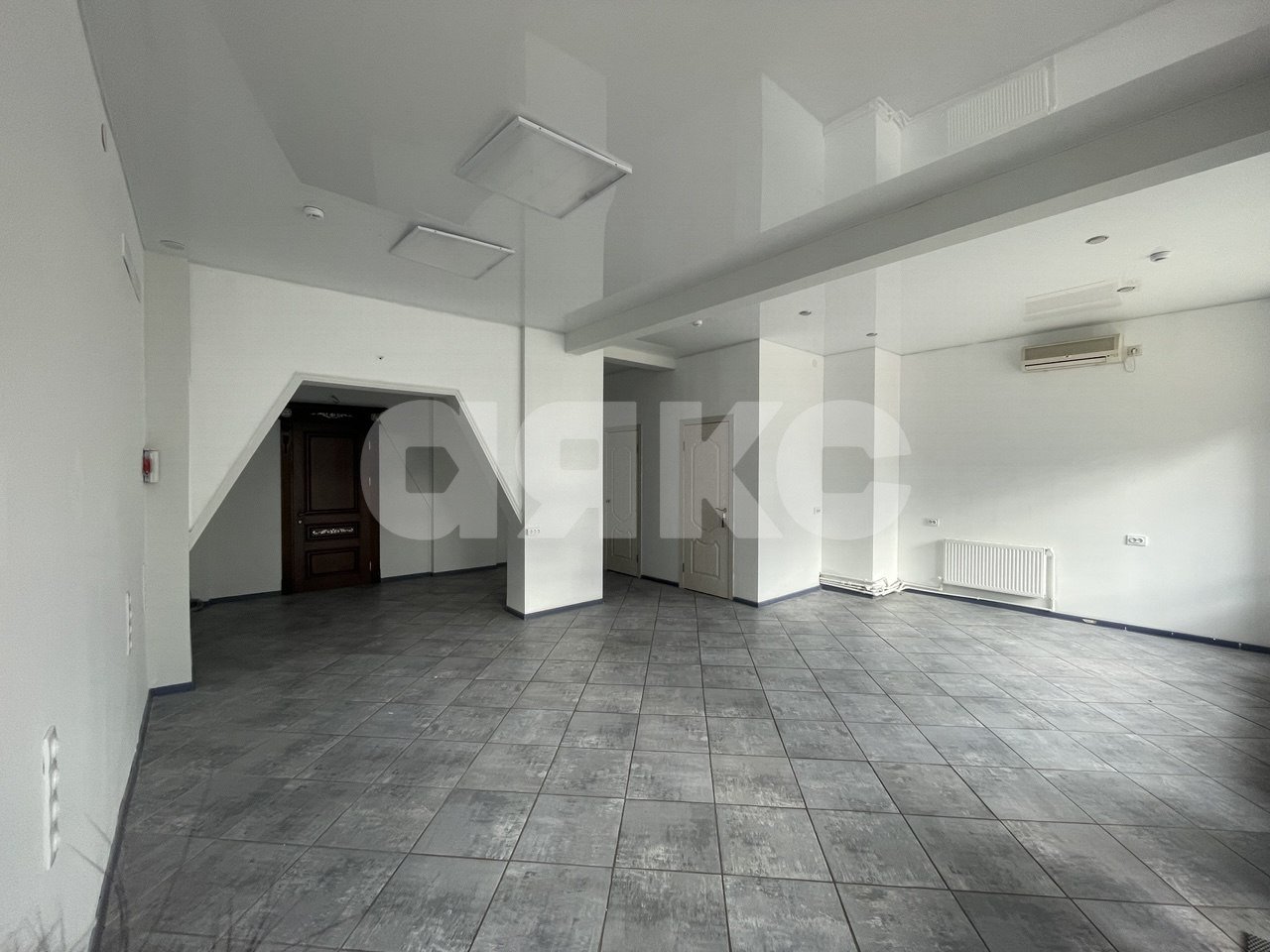 Фото №3: Коммерция 104 м² - Майкоп, квартал Черёмушки, ул. Пионерская, 530