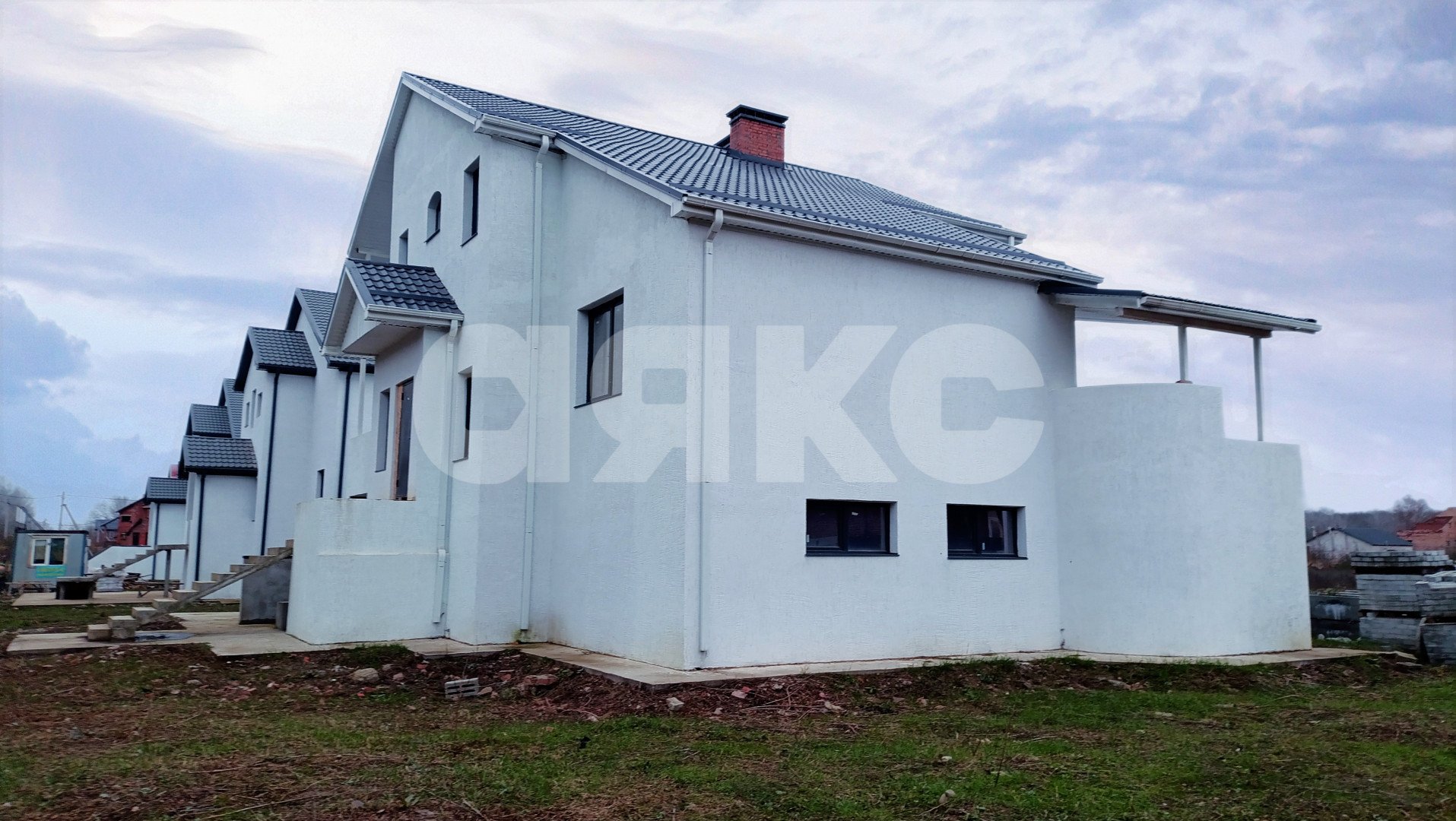 Фото №5: Дом 390 м² + 8 сот. - Саратовская, 4-й, ул. Шоссейная, 179