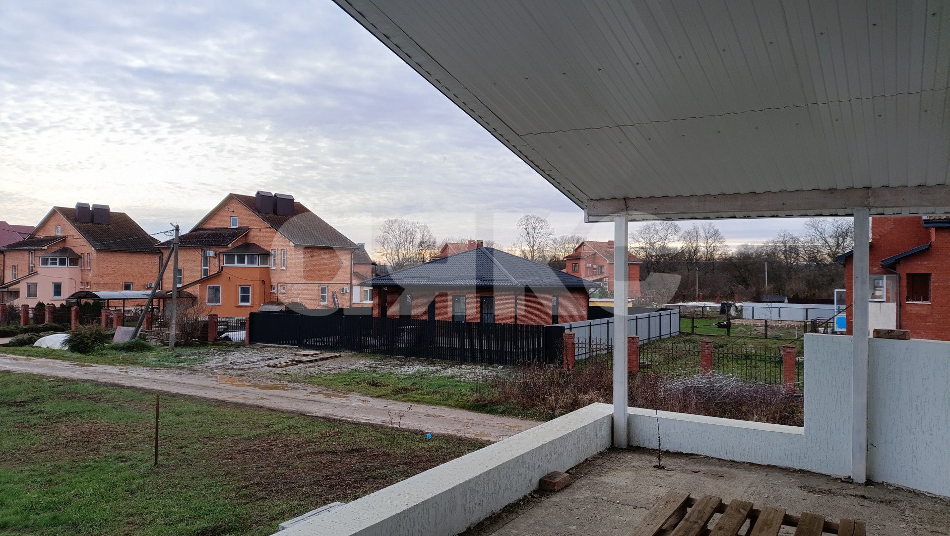 Фото №3: Дом 390 м² + 8 сот. - Саратовская, 4-й, ул. Шоссейная, 179