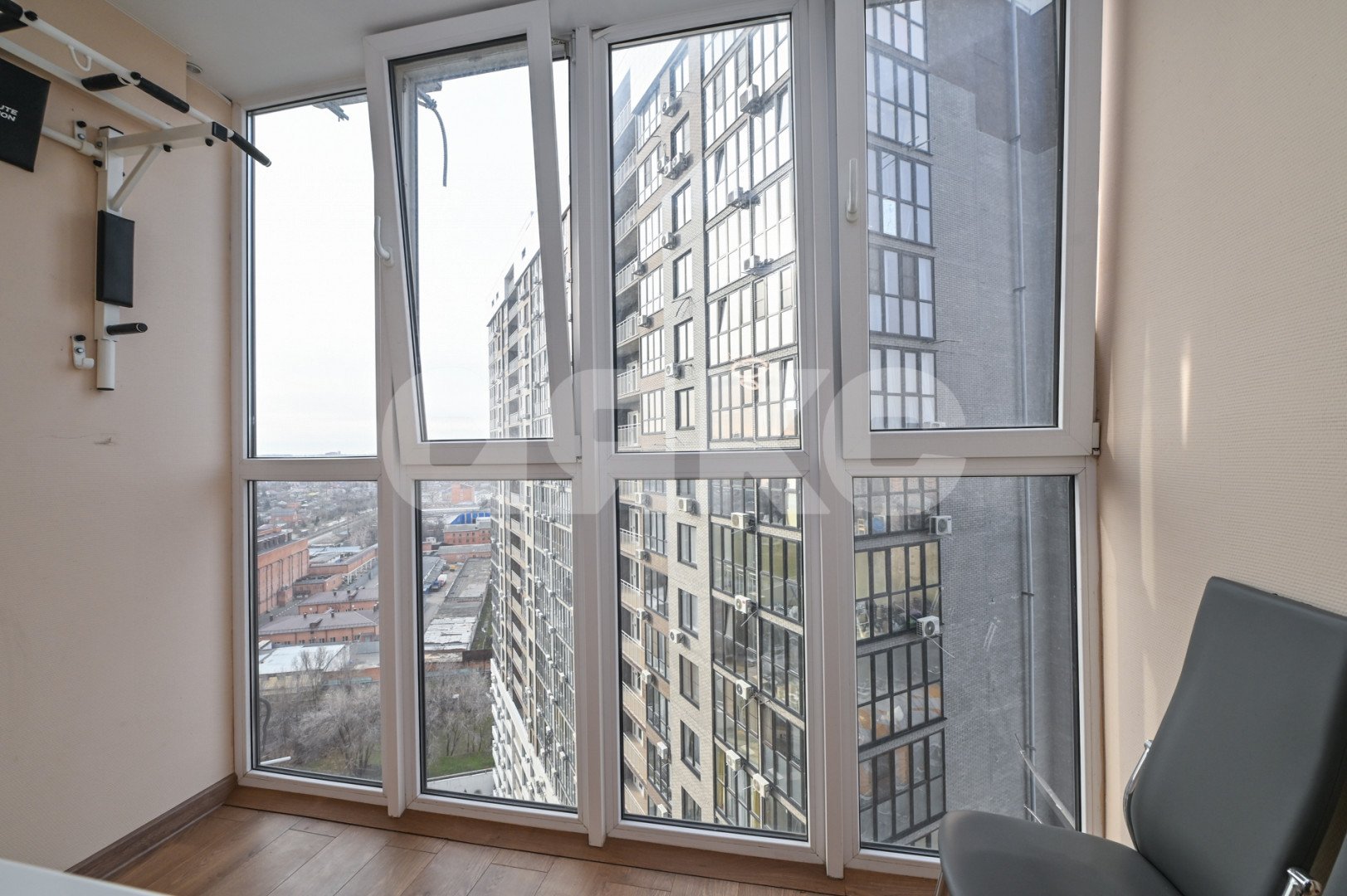 Фото №15: 3-комнатная квартира 95 м² - Ростов-на-Дону, жилой комплекс Первый, ул. Шеболдаева, 95с2