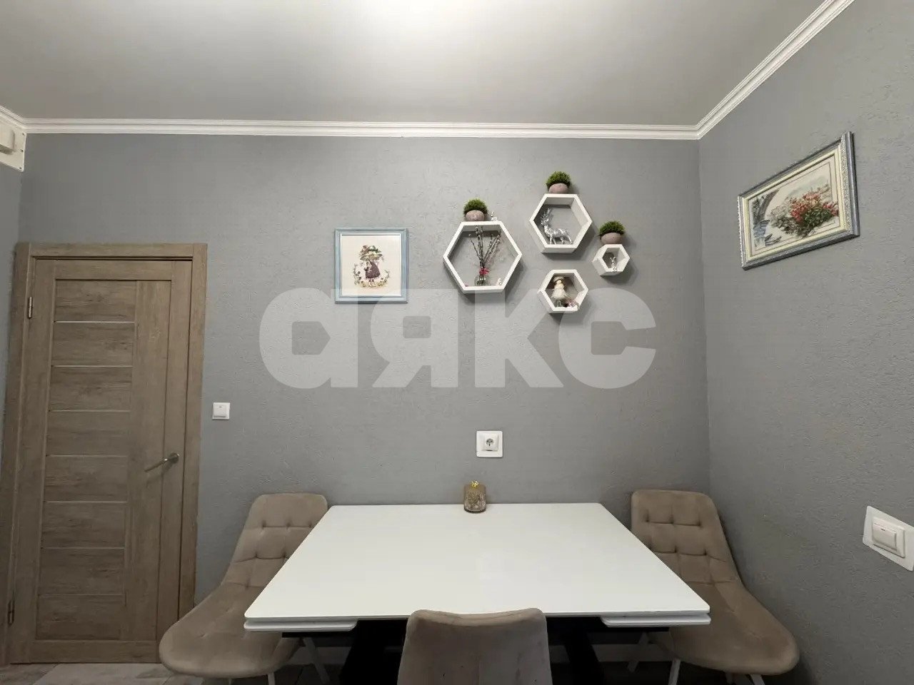 Фото №8: 2-комнатная квартира 63 м² - Геленджик, Южный, ул. Жуковского, 18