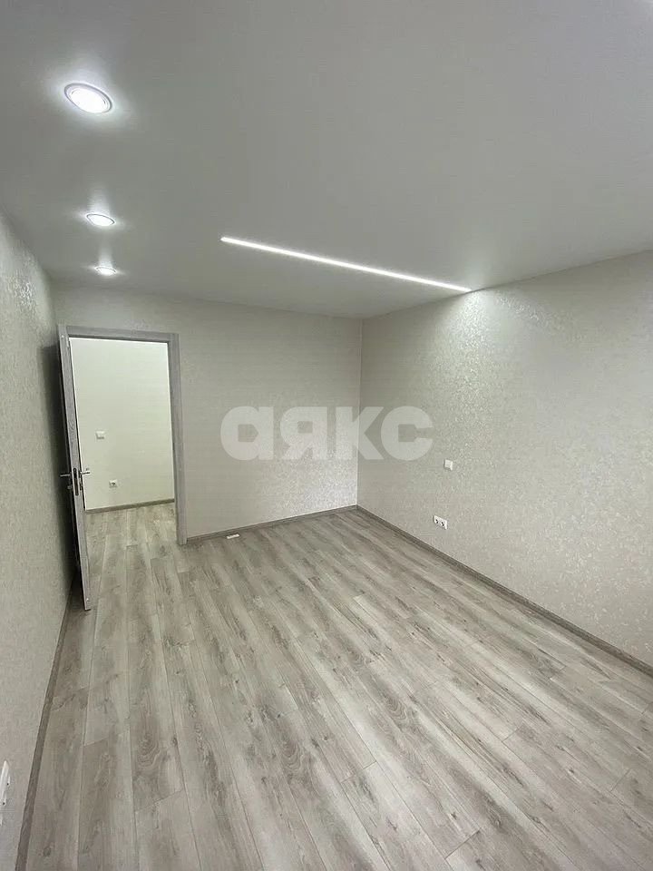 Фото №5: 3-комнатная квартира 64 м² - Ростов-на-Дону, Рабочий Городок, ул. Юфимцева, 14/2