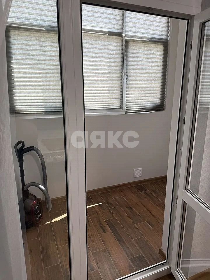 Фото №10: 1-комнатная квартира 30 м² - Ростов-на-Дону, жилой комплекс 61 квартал ​, пр-кт 40-летия Победы, 111/5с2