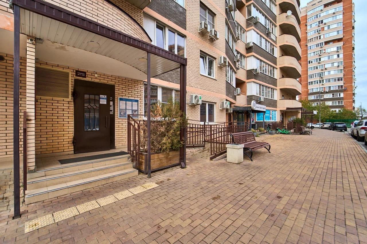 Фото №10: 2-комнатная квартира 65 м² - Краснодар, Прикубанский внутригородской округ, Солнечный, мкр. Фестивальный, ул. Казбекская, 3