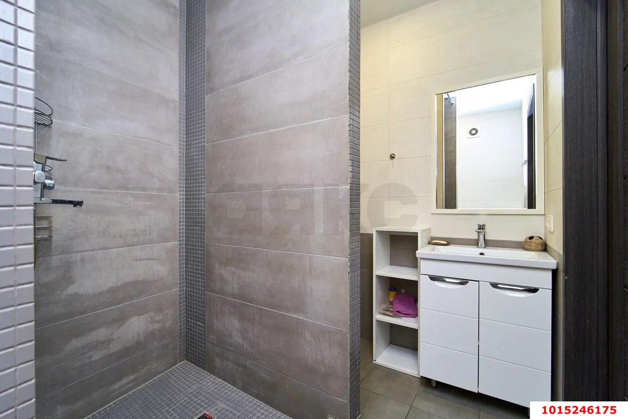 Фото №7: 2-комнатная квартира 65 м² - Краснодар, Солнечный, ул. Казбекская, 3