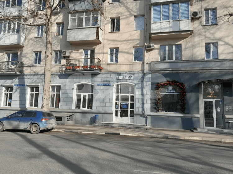 Фото №2: Коммерция 350 м² - Симферополь, р. Центральный, ул. Севастопольская, 22