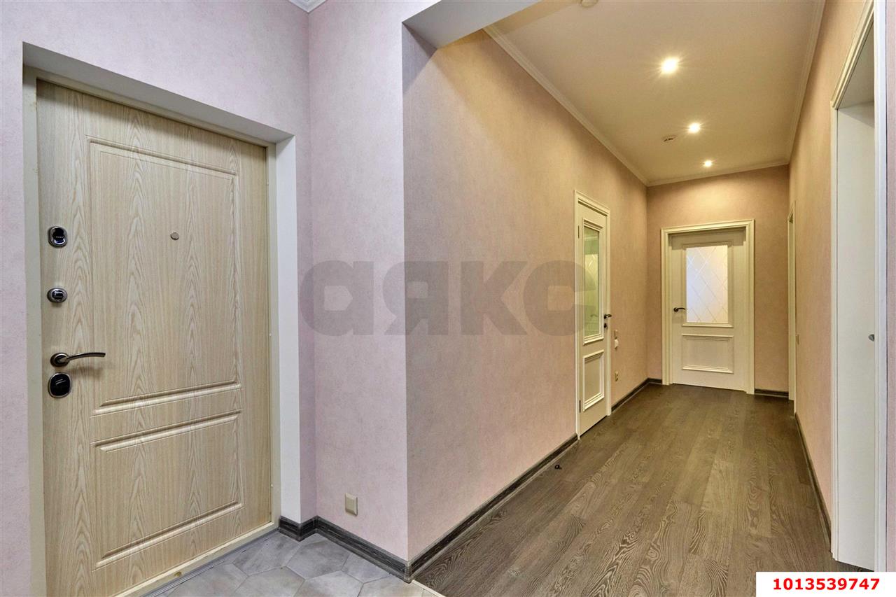 Фото №13: 2-комнатная квартира 87 м² - Краснодар, Покровка, Центральный внутригородской округ, мкр. Центральный, ул. Березанская, 41