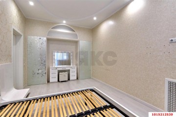 Фото №4: 2-комнатная квартира 100 м² - Краснодар, мкр. Юбилейный, б-р Клары Лучко, 16