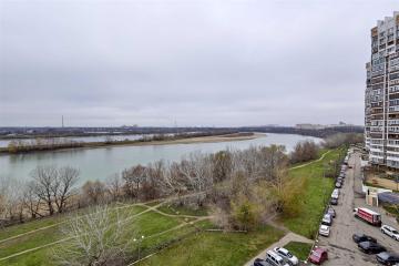 Фото №1: 2-комнатная квартира 100 м² - Краснодар, мкр. Юбилейный, б-р Клары Лучко, 16