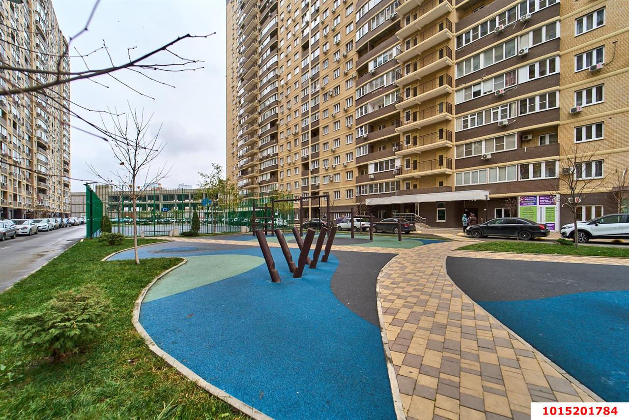 Фото №20: 3-комнатная квартира 90 м² - Краснодар, ЖК Лучший, Прикубанский внутригородской округ, Завод Радиоизмерительных Приборов, жилой комплекс Лучший, мкр. имени Петра Метальникова, ул. Петра Метальникова, 40