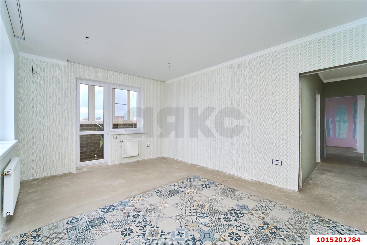 Фото №1: 3-комнатная квартира 90 м² - Краснодар, ЖК Лучший, Прикубанский внутригородской округ, Завод Радиоизмерительных Приборов, жилой комплекс Лучший, мкр. имени Петра Метальникова, ул. Петра Метальникова, 40