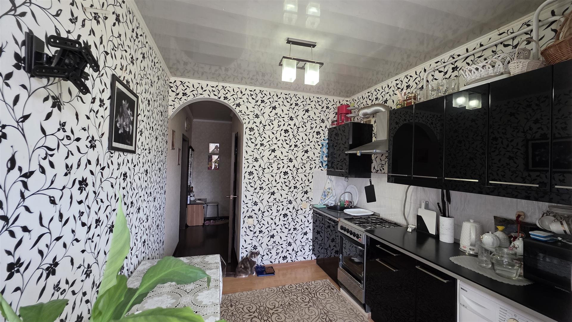 Фото №2: 1-комнатная квартира 36 м² - Краснодар, Прикубанский внутригородской округ, Калинино, мкр. Завод Радиоизмерительных Приборов, б-р Интернациональный, 110/1