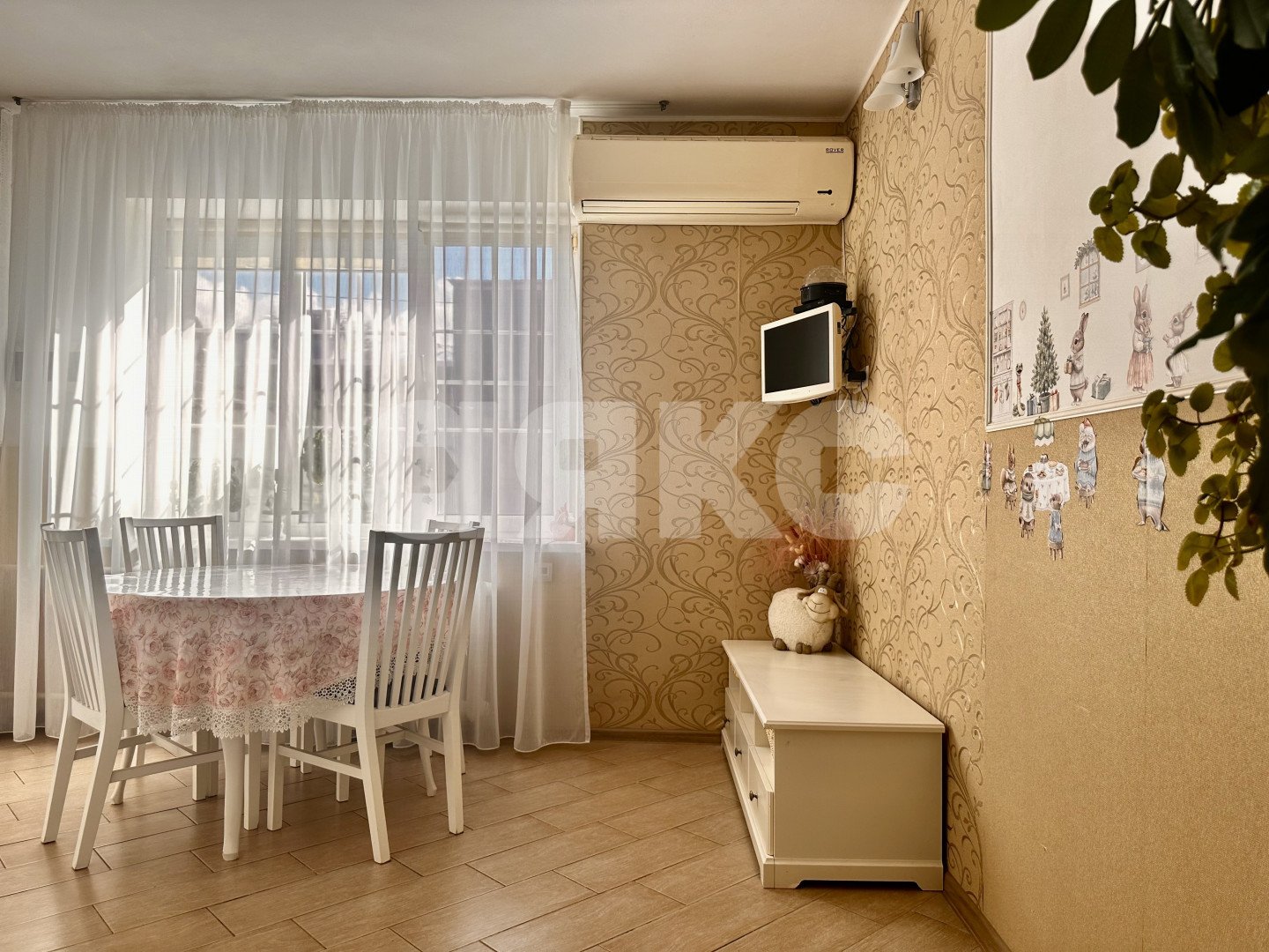 Фото №4: Дом 175 м² + 1.7 сот. - Анапа, ул. Трудящихся, 166