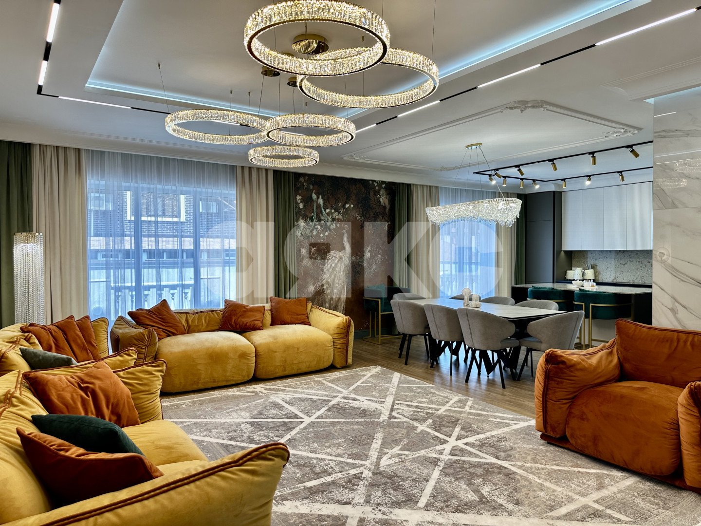 Фото №1: Дом 667 м² + 8 сот. - Анапа, ул. Платановая