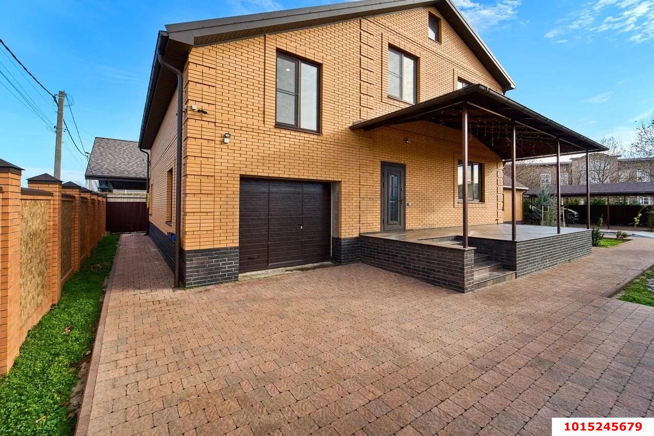 Фото №1: Дом 252 м² + 8 сот. - Краснодар, Горхутор, ул. Стадионная, 39