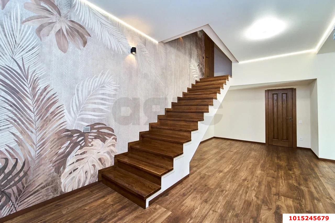 Фото №19: Дом 252 м² + 8 сот. - Краснодар, Прикубанский внутригородской округ, мкр. Горхутор, ул. Стадионная, 39