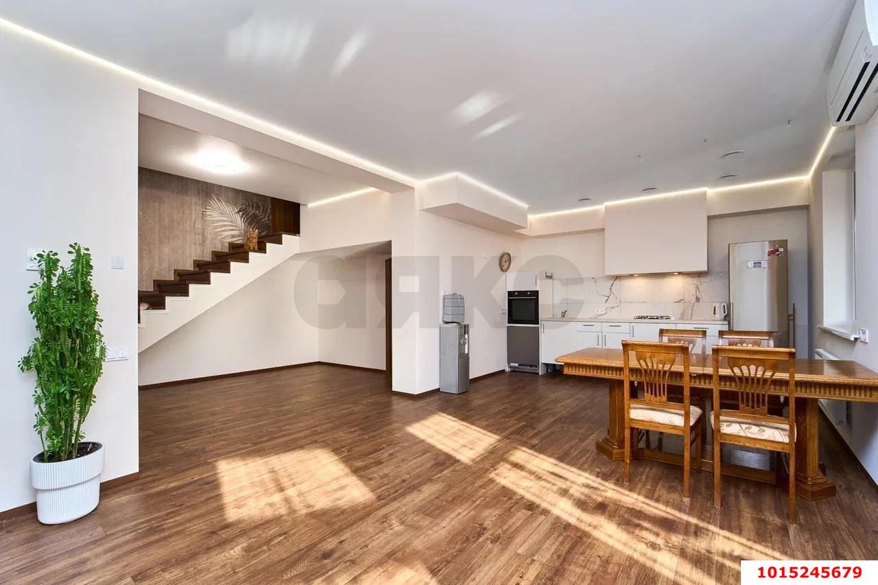 Фото №12: Дом 252 м² + 8 сот. - Краснодар, Прикубанский внутригородской округ, мкр. Горхутор, ул. Стадионная, 39