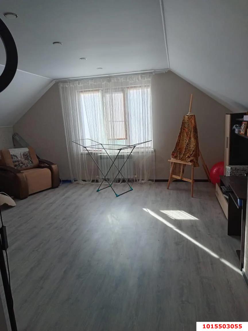 Фото №6: Дом 136 м² + 11.5 сот. - Старокорсунская, мкр. Карасунский внутригородской округ, ул. Чонгарская, 249