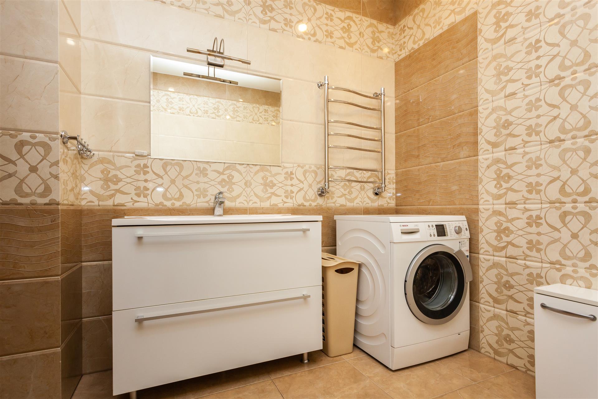 Фото №4: Дом 385 м² + 3.15 сот. - Краснодар, Западный внутригородской округ, мкр. Фестивальный, ул. Михаила Власова, 157