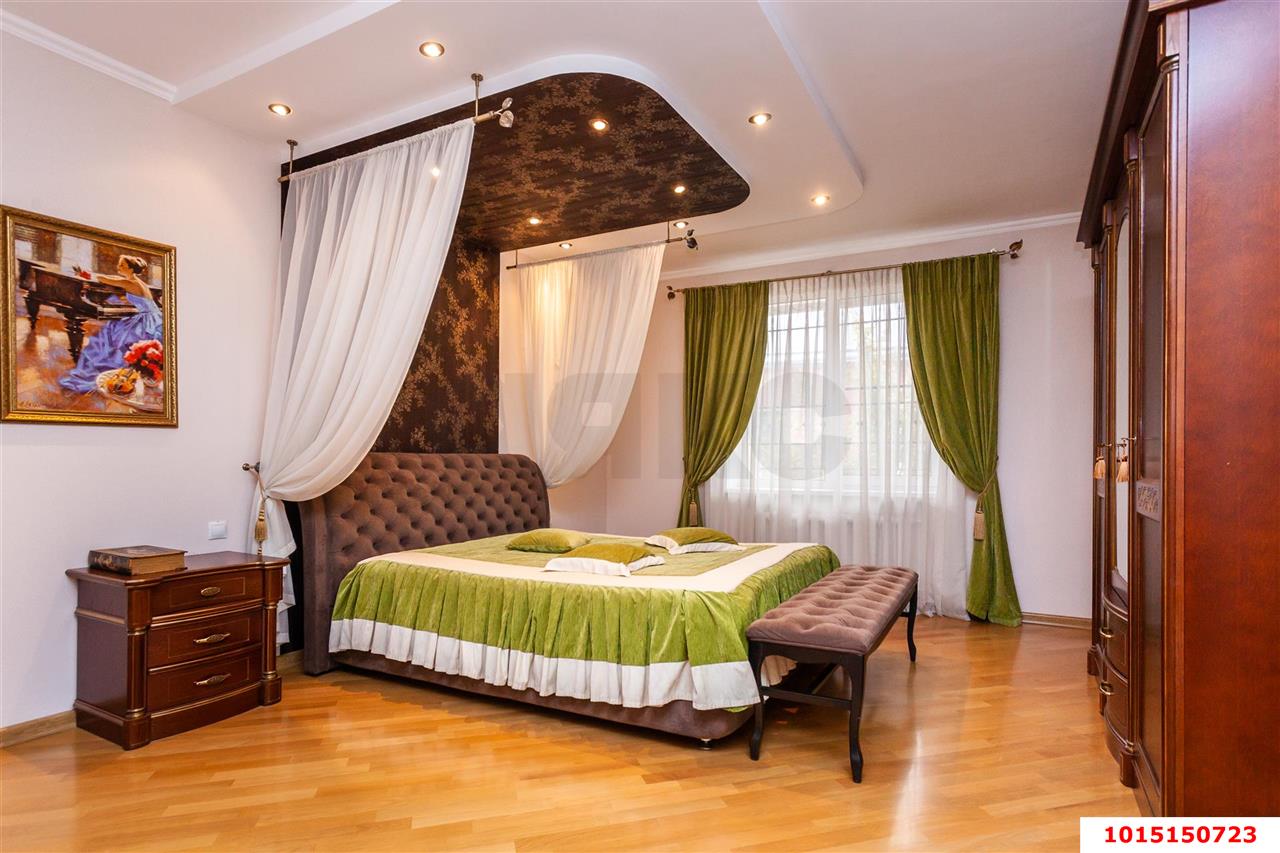 Фото №1: Дом 385 м² + 3.15 сот. - Краснодар, Фестивальный, ул. Михаила Власова, 157