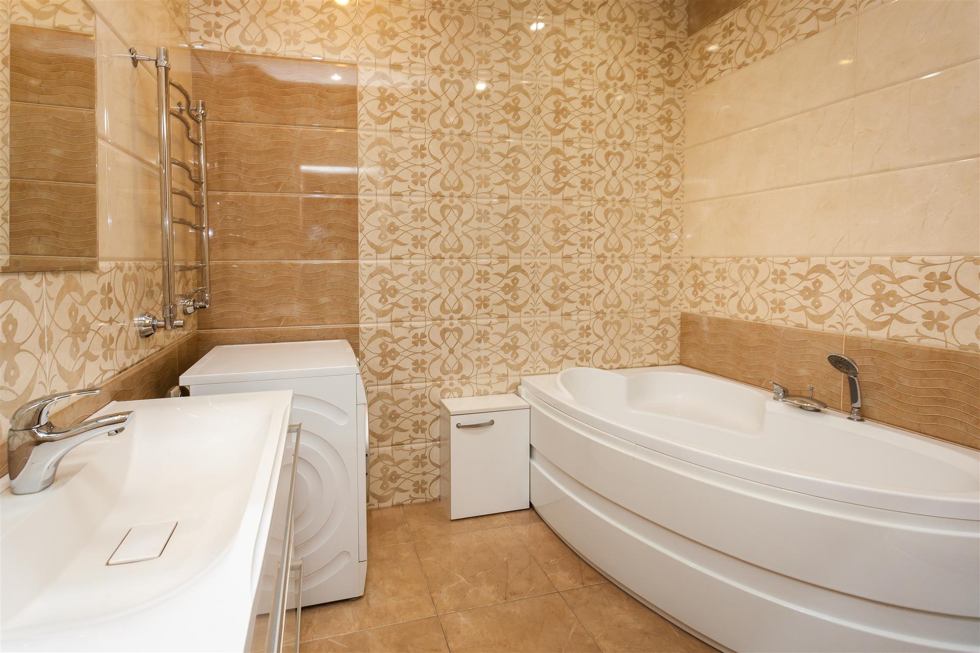 Фото №3: Дом 385 м² + 3.15 сот. - Краснодар, Западный внутригородской округ, мкр. Фестивальный, ул. Михаила Власова, 157