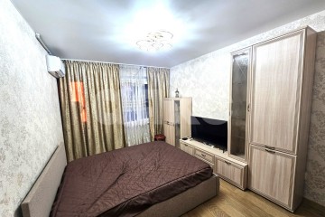 Фото №1: 2-комнатная квартира 47 м² - Сочи, мкр. Приморье, пр-кт Курортный, 96/6