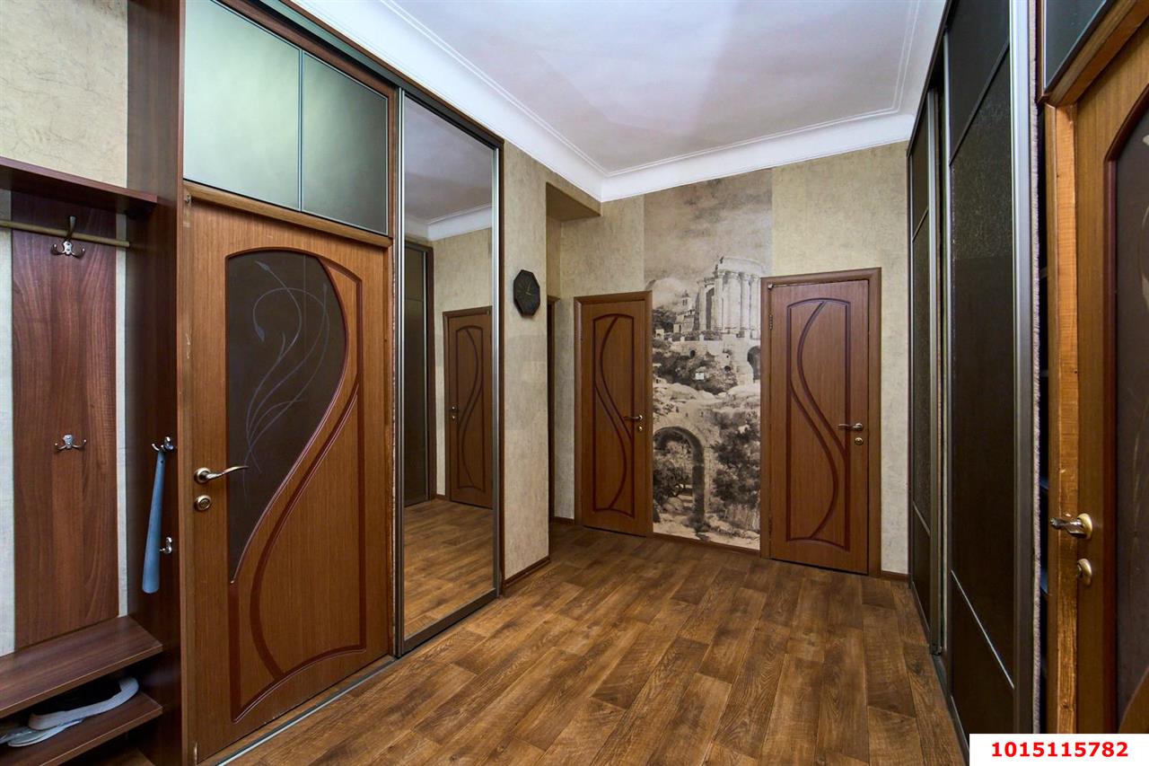 Фото №4: 3-комнатная квартира 94 м² - Краснодар, Центральный внутригородской округ, мкр. Центральный, ул. Гудимы, 64/1