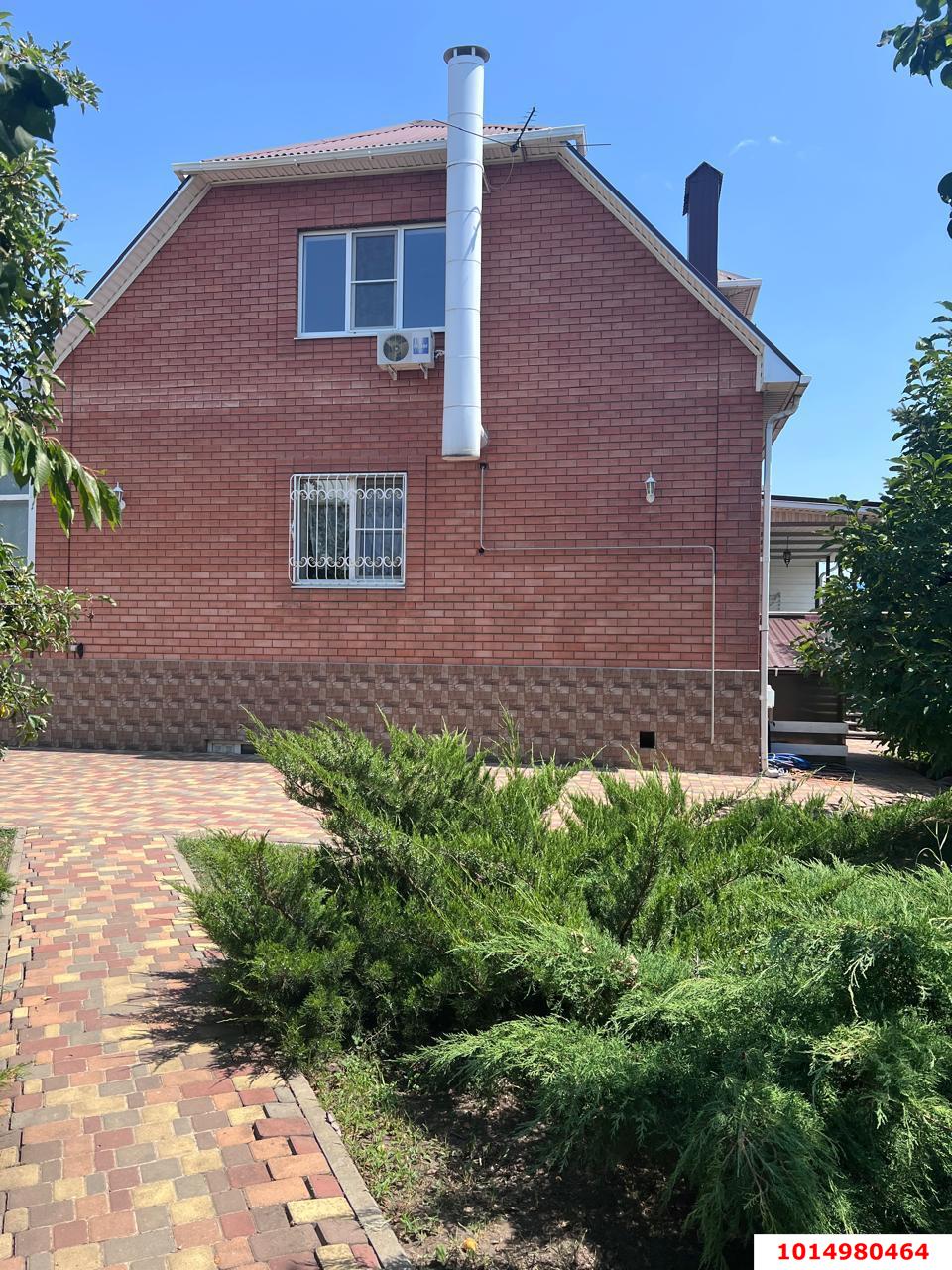 Фото №1: Дом 307 м² + 5.5 сот. - Знаменский, Карасунский внутригородской округ, пер. Первомайский, 5