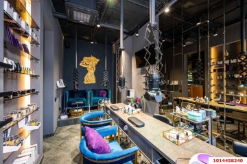 Фото №3: Торговое помещение 83 м² - Краснодар, мкр. Центральный, ул. Кубанская набережная, 39