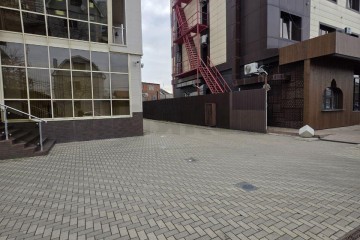 Фото №2: Офисное помещение 3607 м² - Краснодар, мкр. Фестивальный, ул. Аэродромная, 132