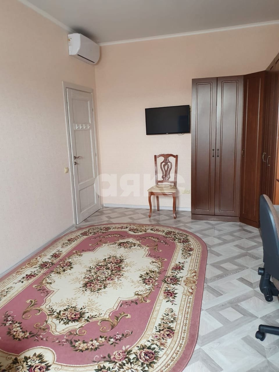 Фото №9: 2-комнатная квартира 64 м² - Геленджик, Толстый Мыс, ул. Южная, 35/1