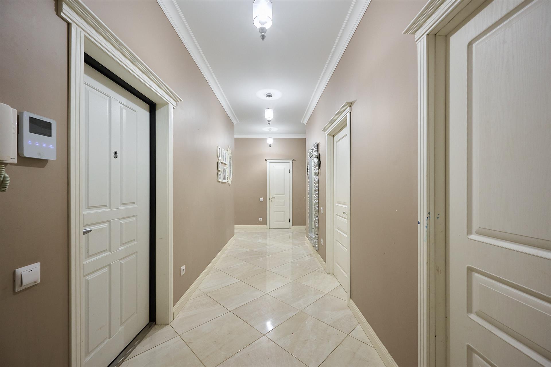 Фото №15: 3-комнатная квартира 140 м² - Краснодар, Прикубанский внутригородской округ, 40 лет Победы, мкр. жилой комплекс Симфония, ул. Российская, 72/2