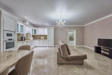 Фото №1: 3-комнатная квартира 111 м² - Краснодар, мкр. Западный внутригородской округ, ул. Кожевенная, 22