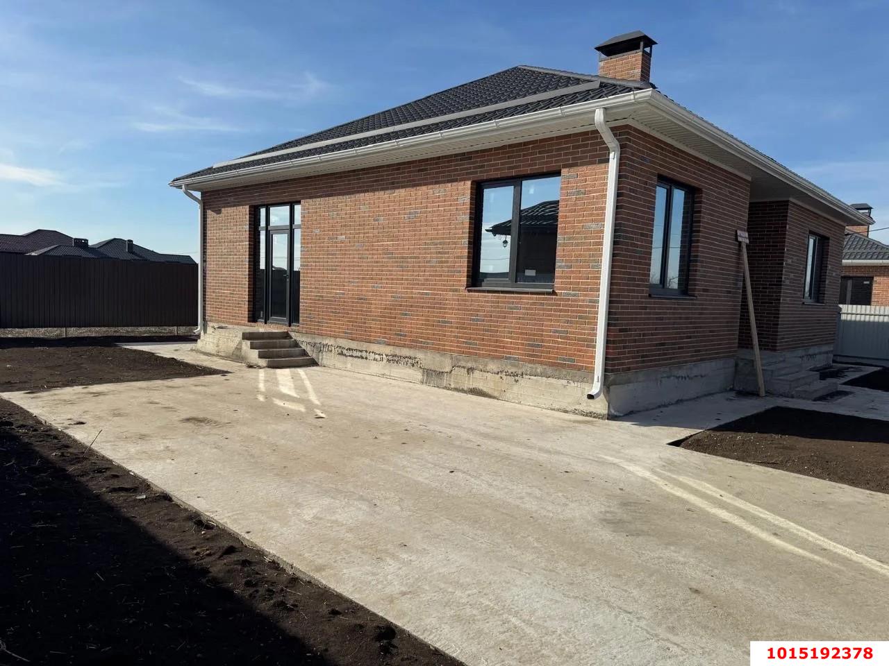 Фото №1: Дом 124 м² + 4.3 сот. - Динская, Северный, ул. 300-летия Кубанского Войска, 80