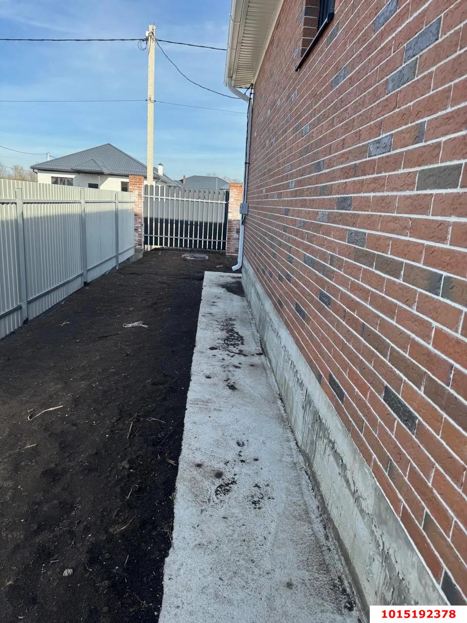 Фото №3: Дом 124 м² + 4.3 сот. - Динская, Северный, ул. 300-летия Кубанского Войска, 80