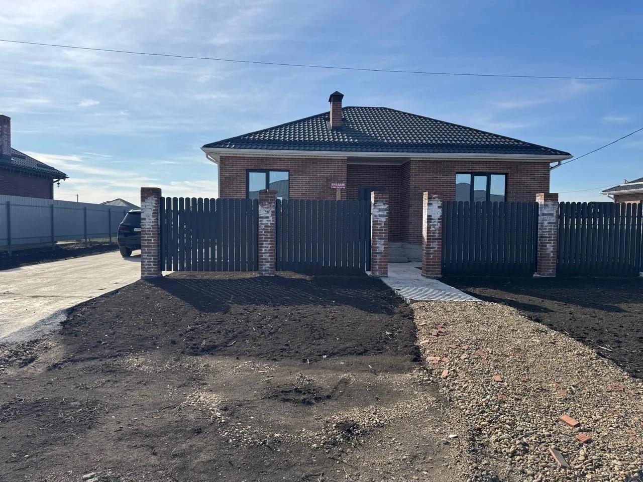 Фото №6: Дом 124 м² + 4.3 сот. - Динская, мкр. Северный, ул. 300-летия Кубанского Войска, 80